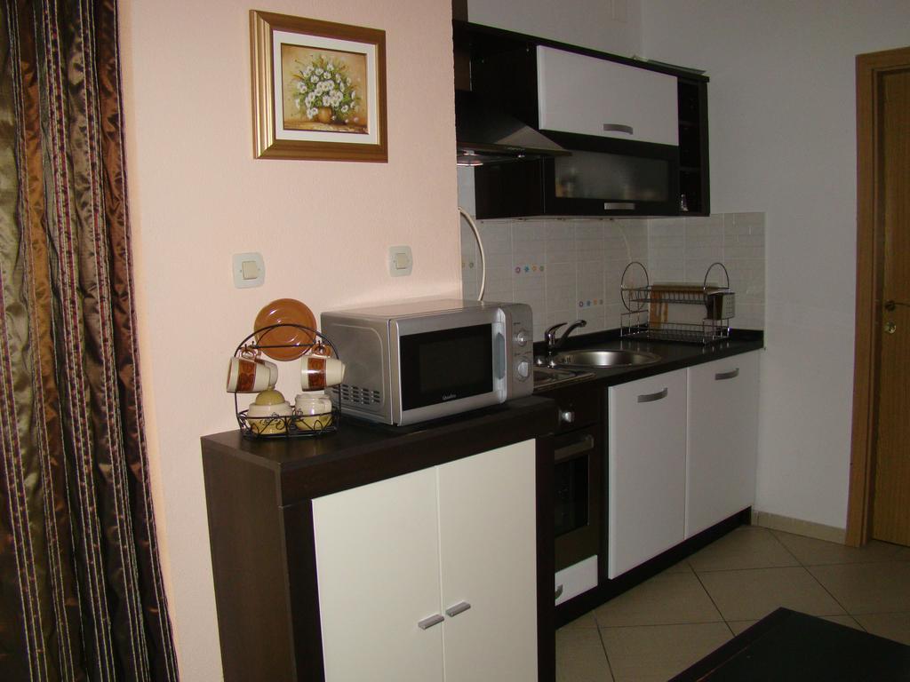 Apartments Buturic Sali Zimmer foto